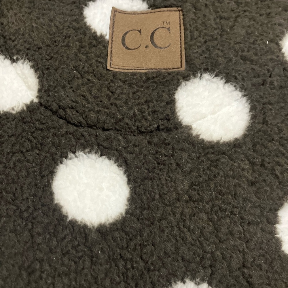 Girlie Girl Originals C.C. Exclusives faux shearling zip pullover. - Picture 10 of 10